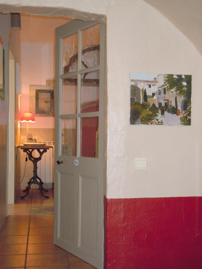 Les Buis De Lussan Bed & Breakfast Lussan  Exterior photo