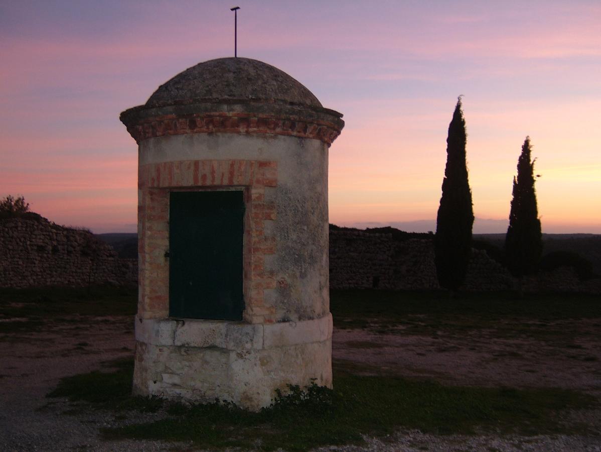 Les Buis De Lussan Bed & Breakfast Lussan  Exterior photo