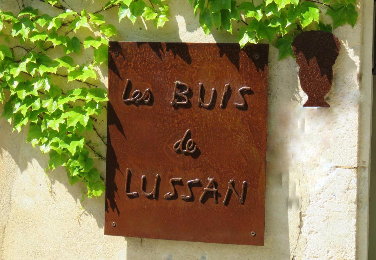 Les Buis De Lussan Bed & Breakfast Lussan  Exterior photo