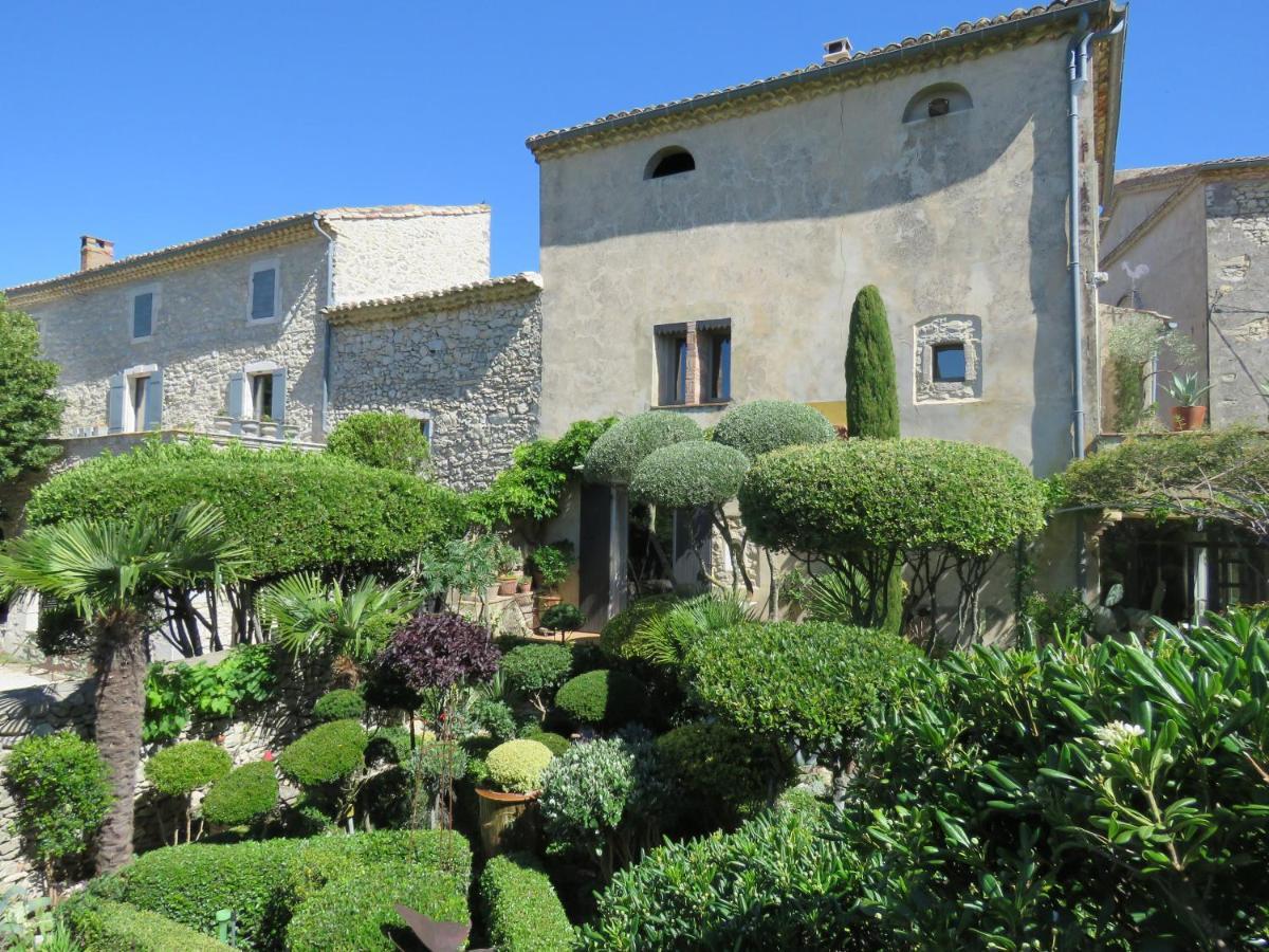 Les Buis De Lussan Bed & Breakfast Lussan  Exterior photo